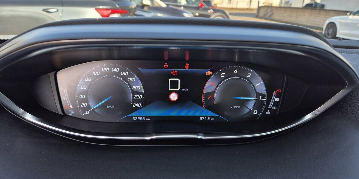 Peugeot 3008 1,2l Allure Navi, Rückfahrkamera, Parktronic 62.852 km 14.990 &euro; Rodgau 63110