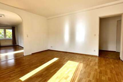 Wohnung Nordend-Ost Ost - 3 Zimmer, 90 m&sup2;, 1.400&euro; | Angebot:27697633