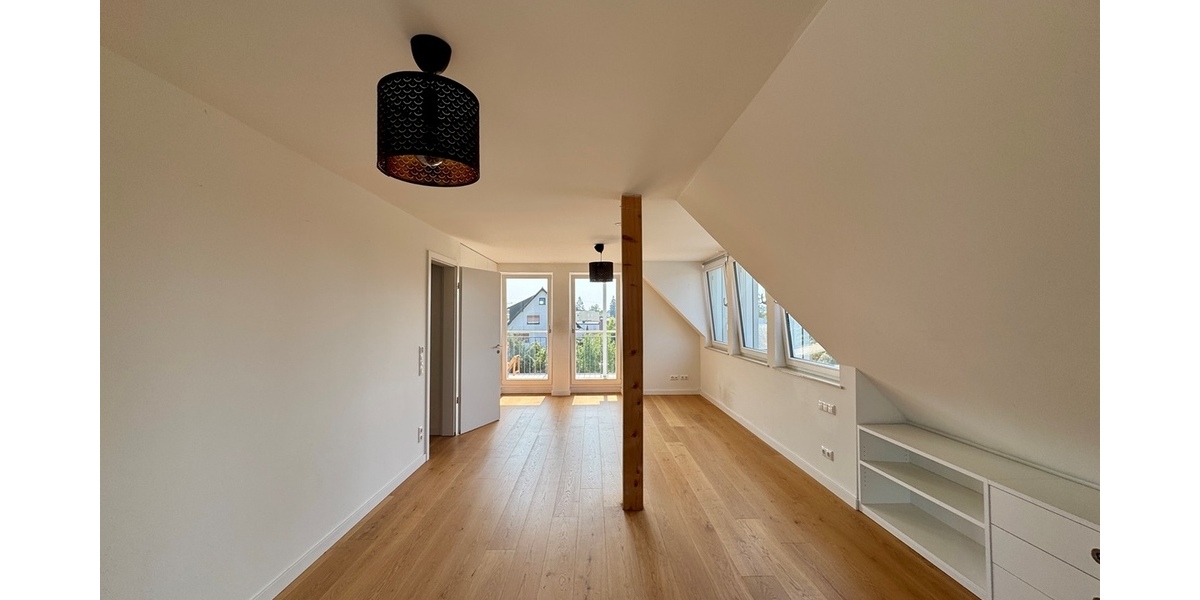 Bad Homburg - Ober-Erlenbach: Exklusives freistehendes Einfamilienhaus in kinderfreundlicher Lage! - Einfamilienhaus Bad Homburg Gonzenheim | Angebot:25972283