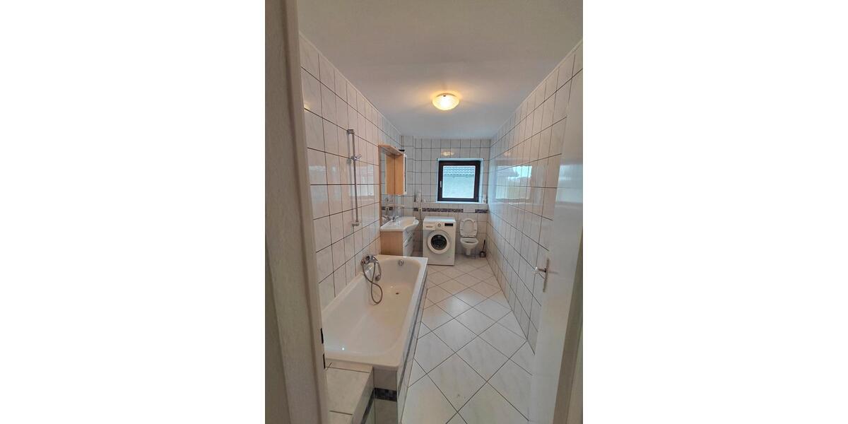 Etagenwohnung Großkrotzenburg - 3 Zimmer, 87 m&sup2;, 1.000&euro; | Angebot:26439321