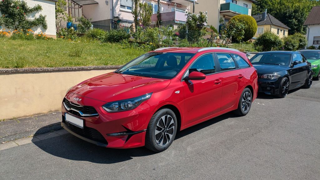 Kia ceed / Ceed 15.000 km 20.450 &euro; Schöneck 61137