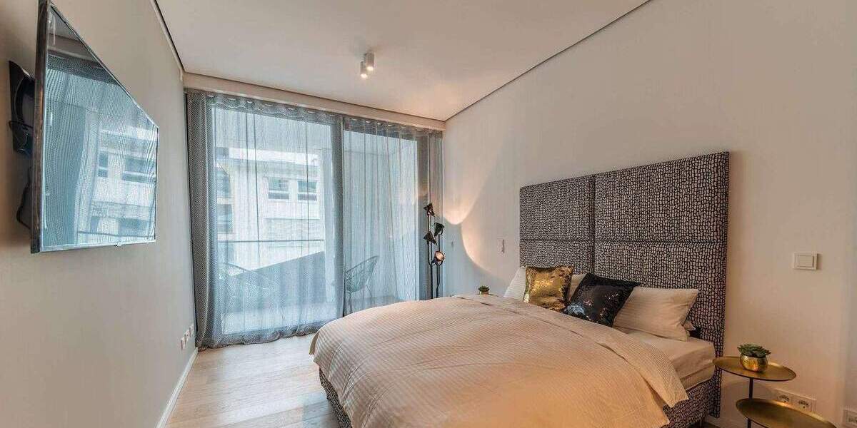 Etagenwohnung Frankfurt am Main Innenstadt - 2 Zimmer, 70 m&sup2;, 2.700&euro; | Angebot:25727277