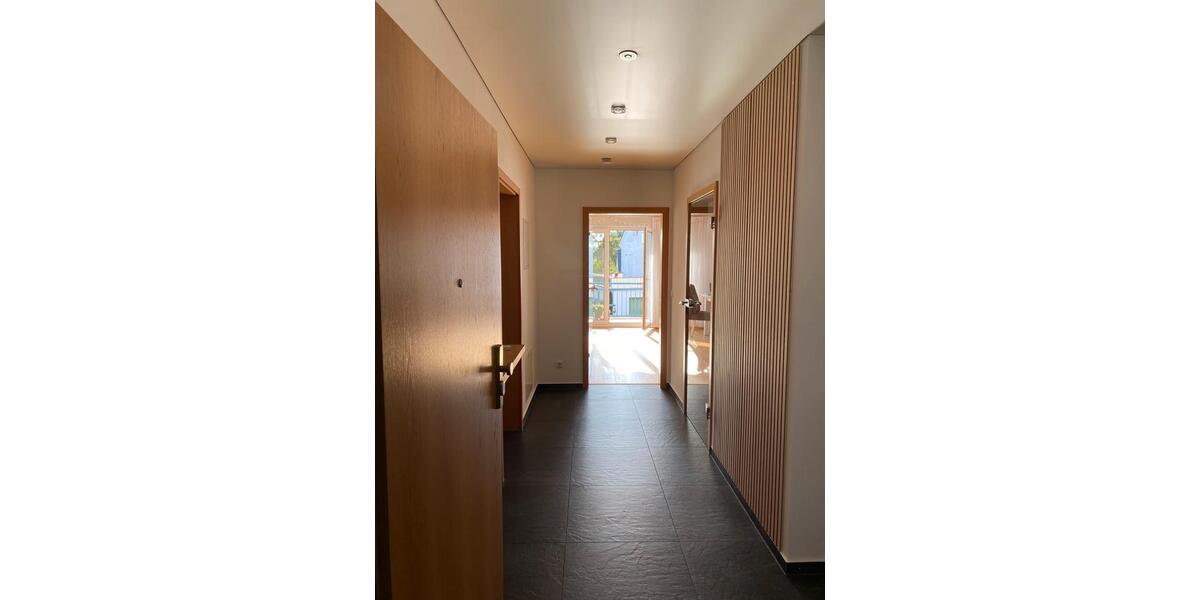 Etagenwohnung Sulzbach (Taunus) - 3 Zimmer, 75 m&sup2;, 1.450&euro; | Angebot:26020952