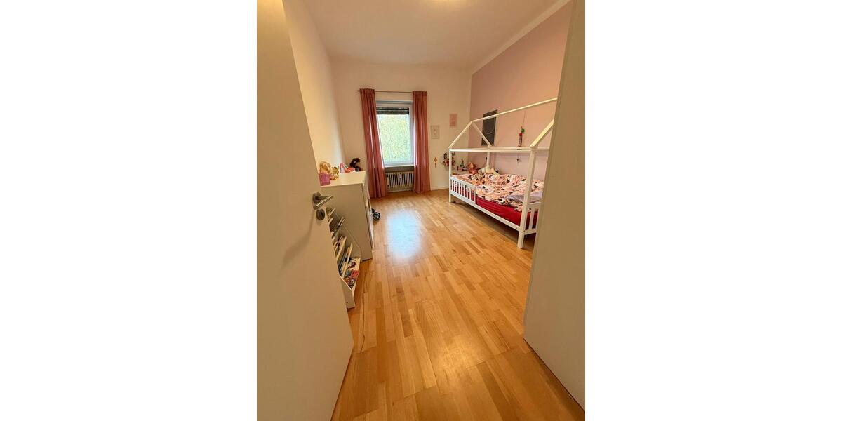 Etagenwohnung Hösbach - 4 Zimmer, 135 m&sup2;, 330.000&euro; | Angebot:25793998