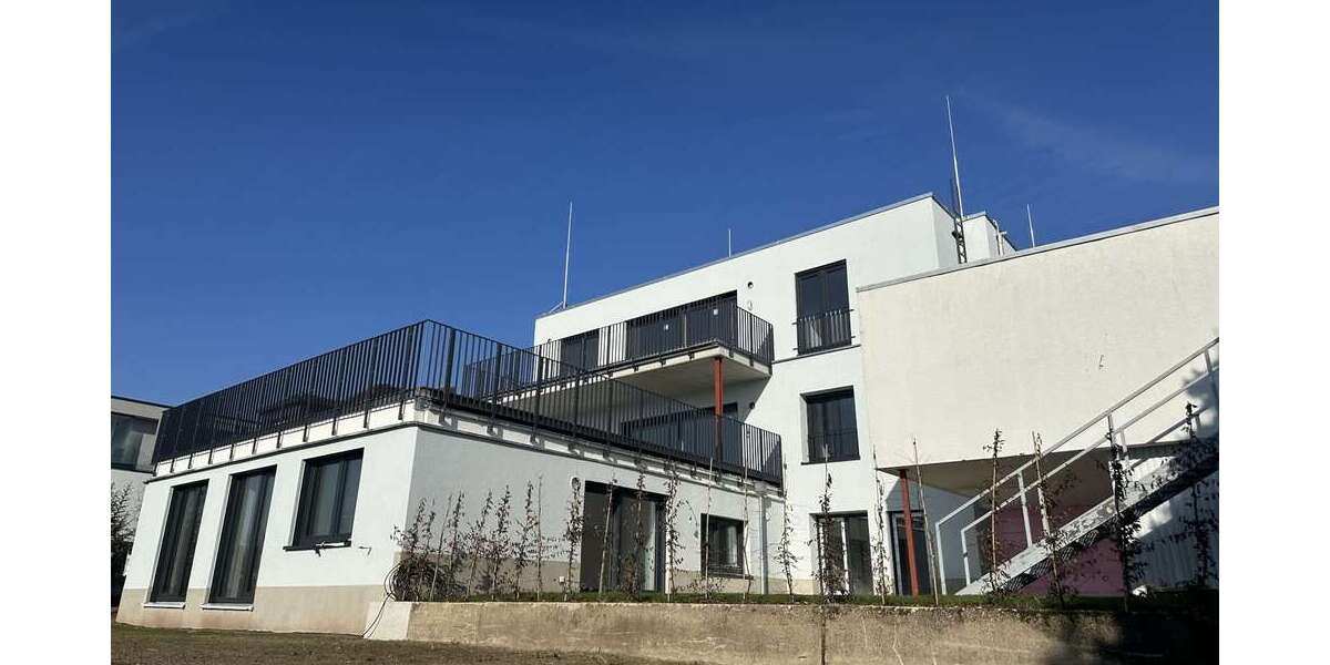 Etagenwohnung Karben - 3 Zimmer, 161 m&sup2;, 1.935&euro; | Angebot:25392663