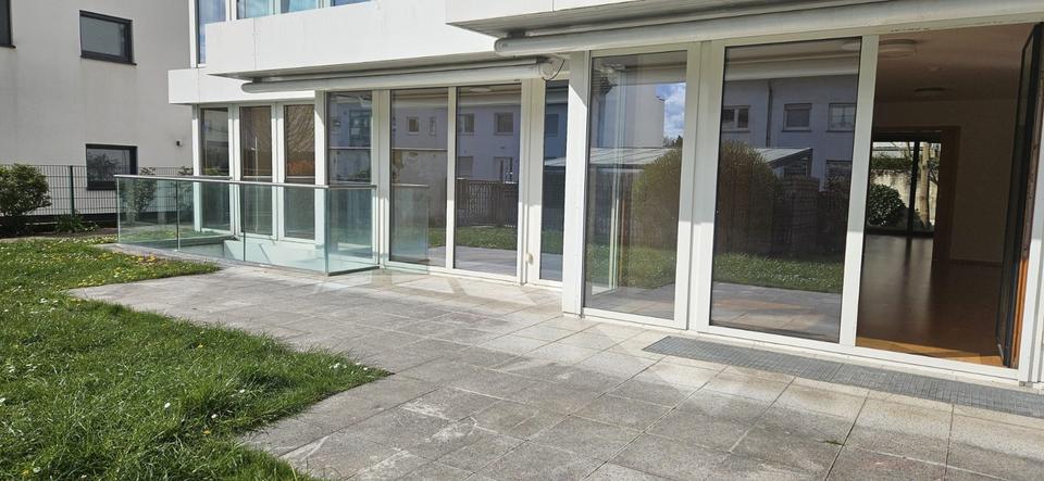 Erdgeschoßwohnung Frankfurt am Main Mitte-West - 4 Zimmer, 128 m&sup2;, 2.050&euro; | Angebot:25923522