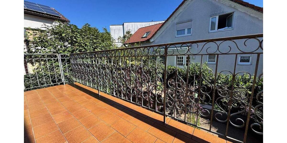 Mehrfamilienhaus, Wohnhaus Groß-Umstadt Umstadt - 6 Zimmer, 130 m&sup2;, 349.000&euro; | Angebot:25698118