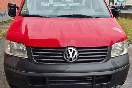 VW T5 Transporter 251.123 km 2.950 &euro; Dietzenbach 63128