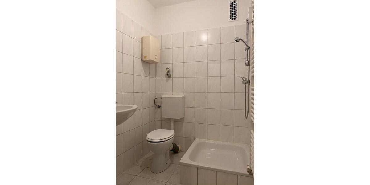 Etagenwohnung Eschborn - 1 Zimmer, 30 m&sup2;, 640&euro; | Angebot:27621559