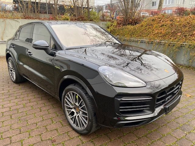 Porsche Cayenne 50 km 99.900 &euro; Hoesbach 63768