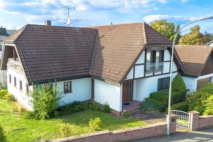 Haus Limeshain - 6 Zimmer, 230 m&sup2;, 695.000&euro; | Angebot:23208006