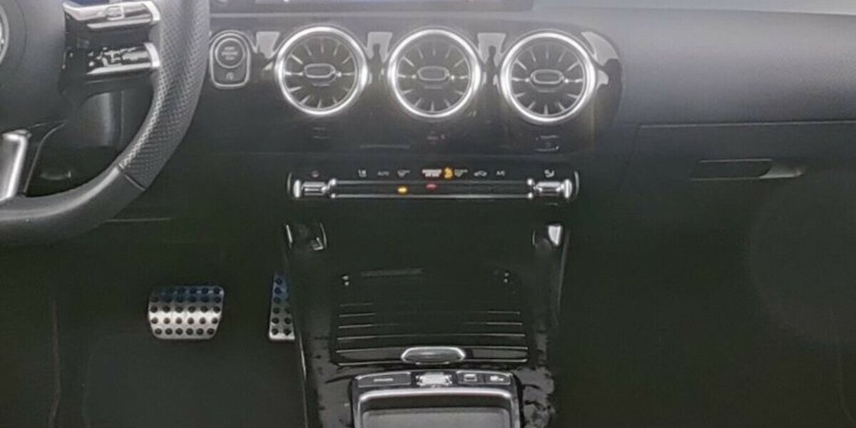 Mercedes-Benz CLA 250 Shooting Brake 4M AMG ADVANCED+DISTR-AHK 16.280 km 43.490 &euro; Groß-Umstadt 64823