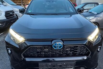 Toyota RAV 4 42.700 km 37.900 &euro; Frankfurt - Griesheim 65933