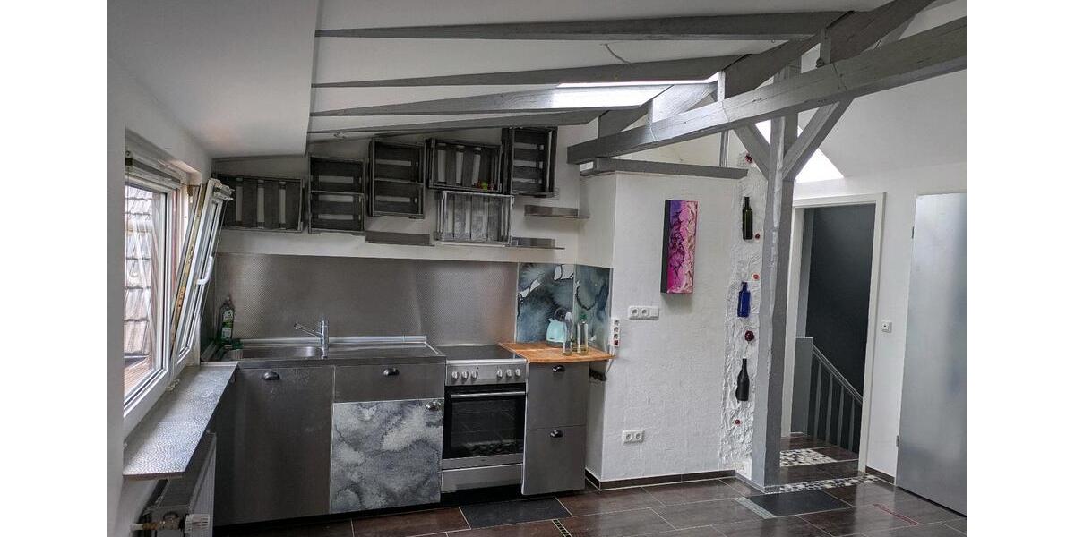 Dachgeschoßwohnung Bad Homburg vor der Höhe Gonzenheim - 2 Zimmer, 52 m&sup2;, 1.250&euro; | Angebot:25885795