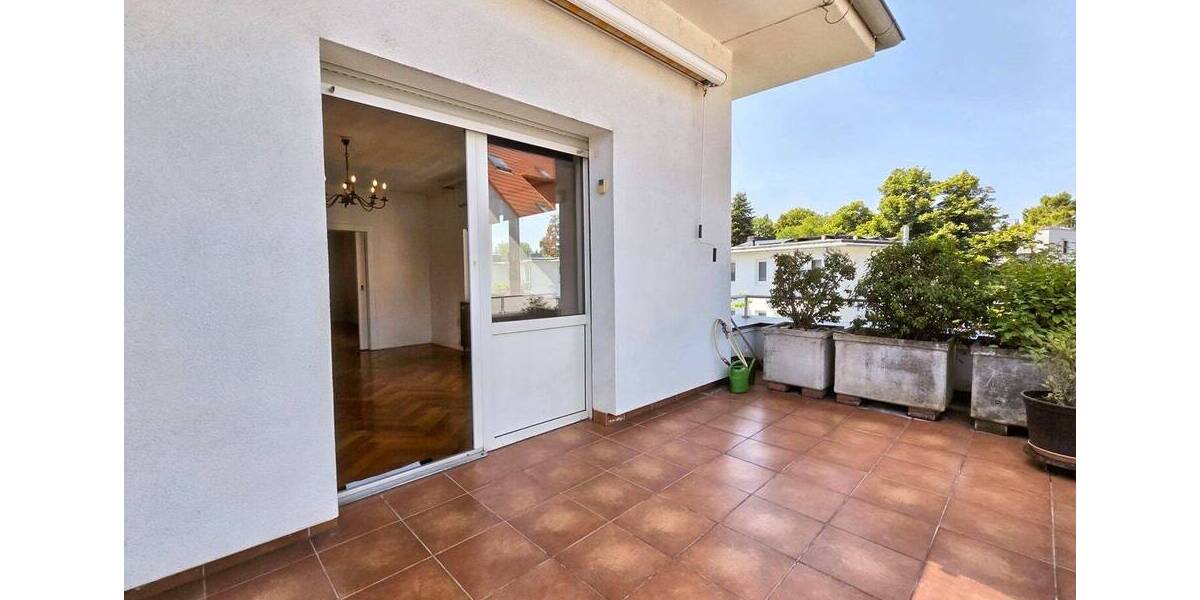 Etagenwohnung Frankfurt am Main Dornbusch - 4 Zimmer, 111 m&sup2;, 580.000&euro; | Angebot:25769235