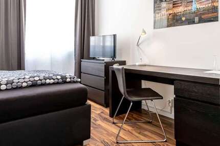 Zimmer Frankfurt Bahnhofsviertel - 5 Zimmer, 650&euro; | Angebot:26039448