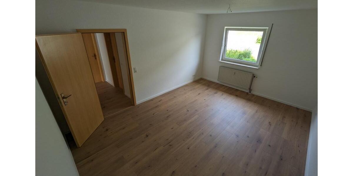 Erdgeschoßwohnung Hanau Kesselstadt - 3 Zimmer, 86 m&sup2;, 1.000&euro; | Angebot:25292063