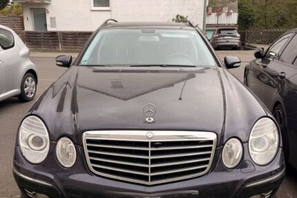Mercedes-Benz E 220 405.000 km 3.000 &euro; Frankfurt 60388