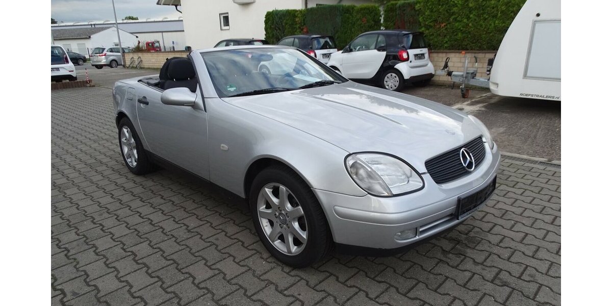 Mercedes-Benz SLK 230 sehr guter Zustand Automatik, Klima, Navig 96.902 km 7.900 &euro; Rodgau 63110
