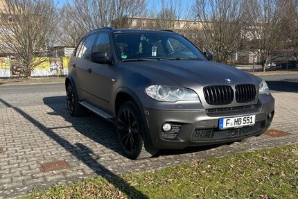 BMW X5 277.000 km 13.400 &euro; Frankfurt am Main 60433