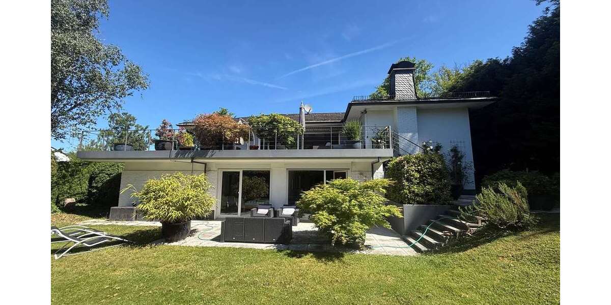 Einfamilienhaus Bad Homburg Gonzenheim - 9 Zimmer, 320 m&sup2;, 2.280.000&euro; | Angebot:26909139