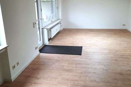 Wohnung Offenbach Bieber - 3 Zimmer, 94 m&sup2;, 1.000&euro; | Angebot:26056480