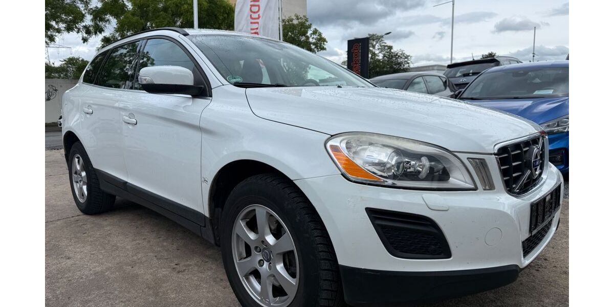 Volvo XC60 176.000 km 10.660 &euro; Mainaschaff 63814