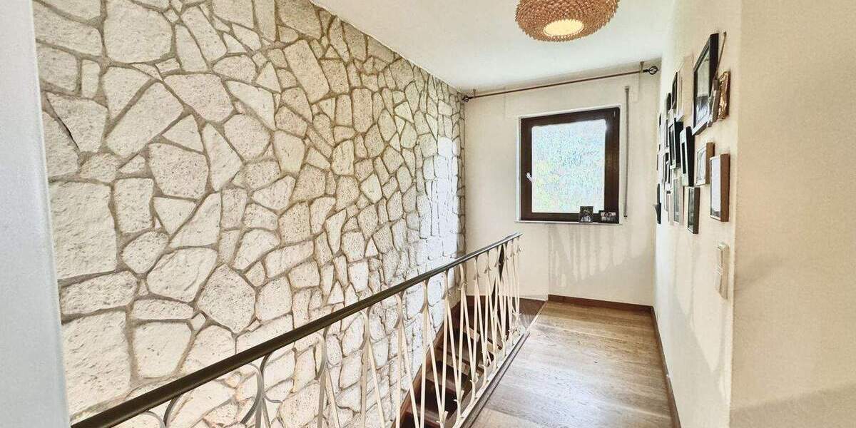 Einfamilienhaus Frankfurt am Main Bergen-Enkheim - 5 Zimmer, 175 m&sup2;, 549.000&euro; | Angebot:25655788