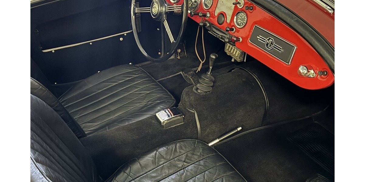 MG A 1.5 Roadster org. Speichenräder 70.708 km 25.500 &euro; Dreieich 63303