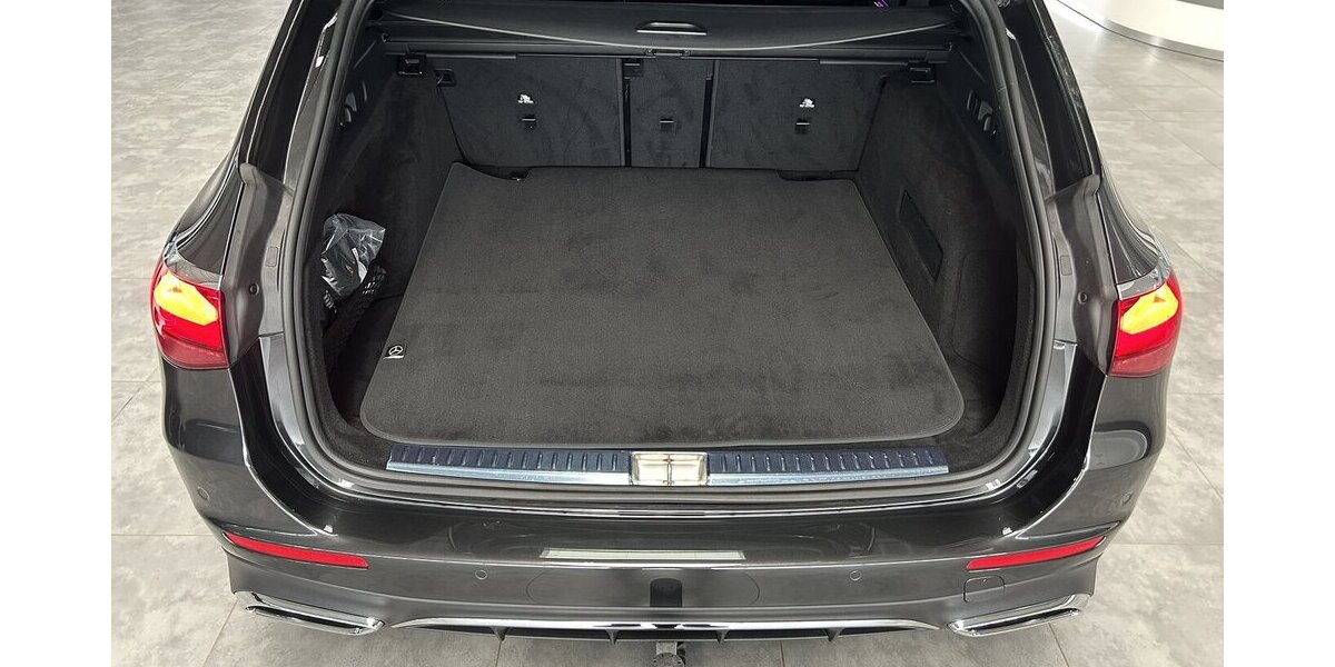 Mercedes-Benz E 200 T AMG ADVANCED PLUS DISTRONIC-AIRMATIC-360 24.437 km 52.289 &euro; Groß-Umstadt 64823