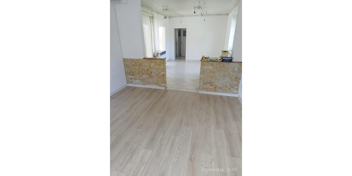 Einfamilienhaus Großostheim - 9 Zimmer, 250 m&sup2;, 585.000&euro; | Angebot:26443844