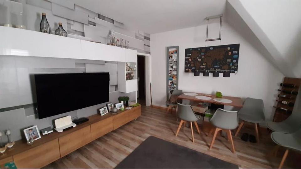 Dachgeschoßwohnung Bad Vilbel - 3 Zimmer, 55 m&sup2;, 890&euro; | Angebot:25797017