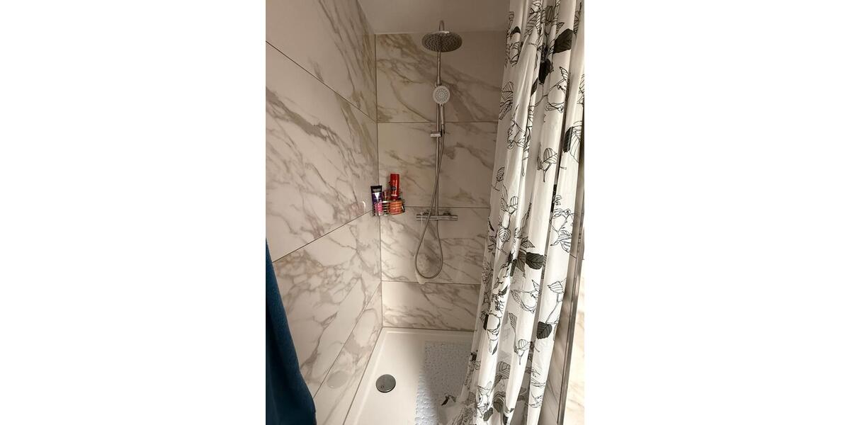 Dachgeschoßwohnung Hanau - 2 Zimmer, 45 m&sup2;, 880&euro; | Angebot:26477114
