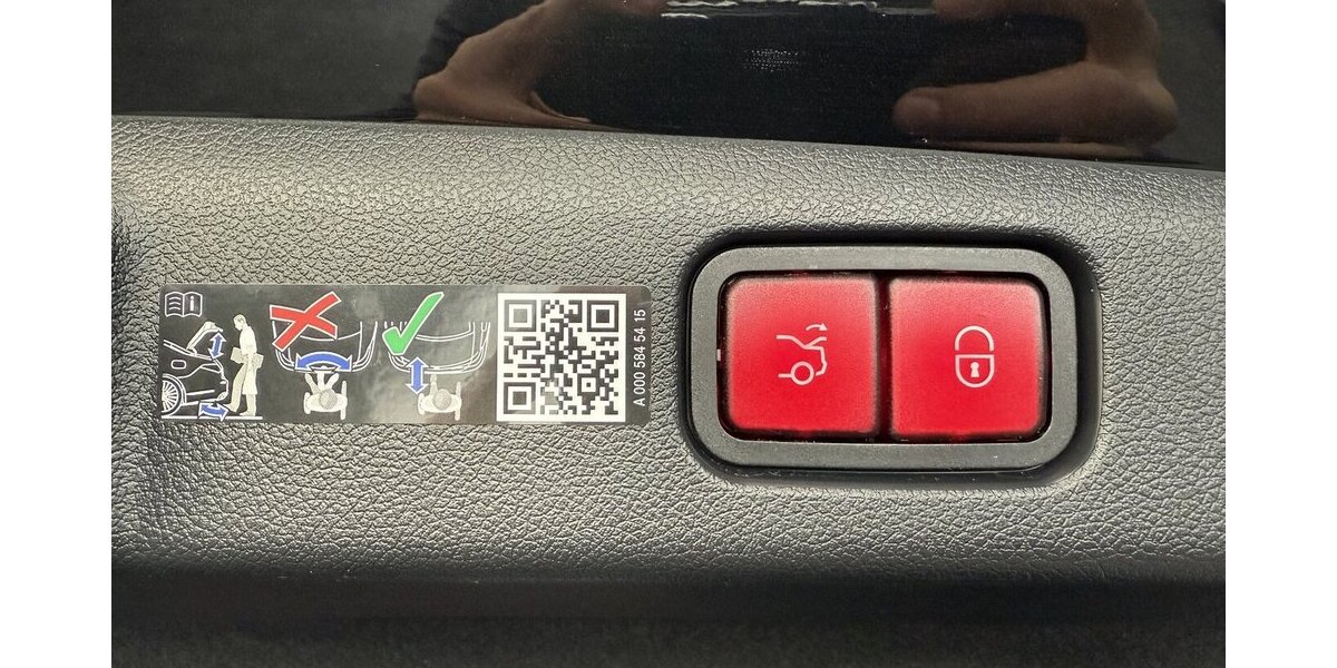 Mercedes-Benz E 53 AMG Hybrid 4M+DYNAMIC+21´´-PERFOR.SITZ-AHK 29.989 km 88.887 &euro; Groß-Umstadt 64823