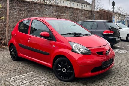 Toyota Aygo (X) 130.000 km 2.500 &euro; Frankfurt am Main 65933