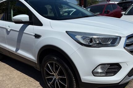Ford Kuga 59.000 km 12.880 &euro; Mainaschaff 63814