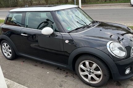 Mini Cooper D 243.000 km 5.800 &euro; Karben 61184