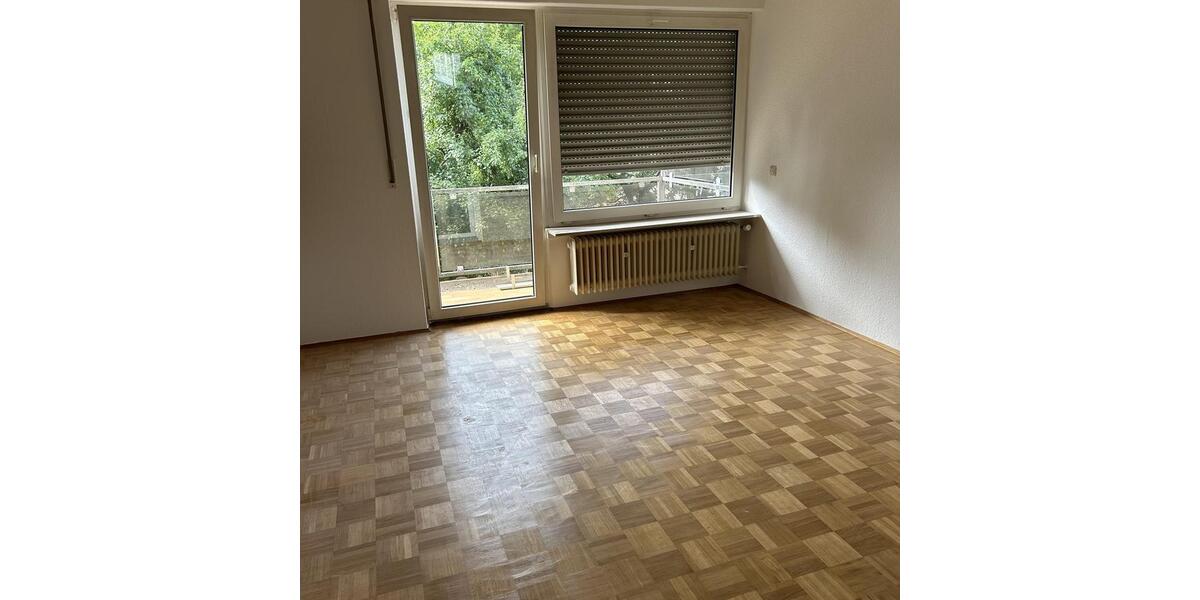 Etagenwohnung Frankfurt am Main Ost - 3 Zimmer, 80 m&sup2;, 1.300&euro; | Angebot:23027842