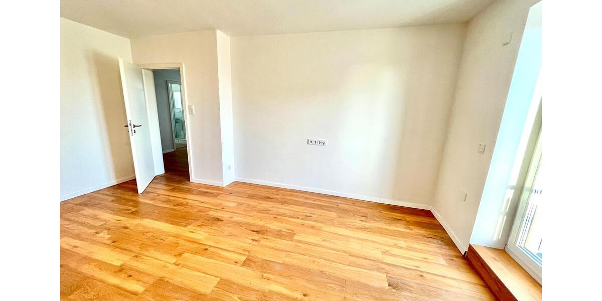 Dachgeschoßwohnung Freigericht - 2 Zimmer, 74 m&sup2;, 900&euro; | Angebot:26001609