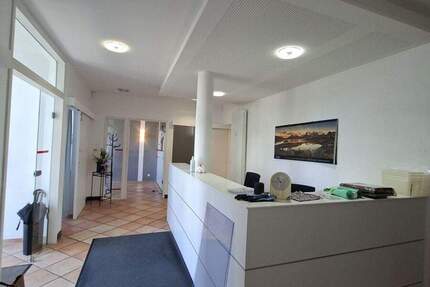 Gewerbeobjekt Frankfurt am Main / Zeilsheim Zeilsheim - 5 Zimmer, 95 m&sup2;, 1.030&euro; | Angebot:25749134