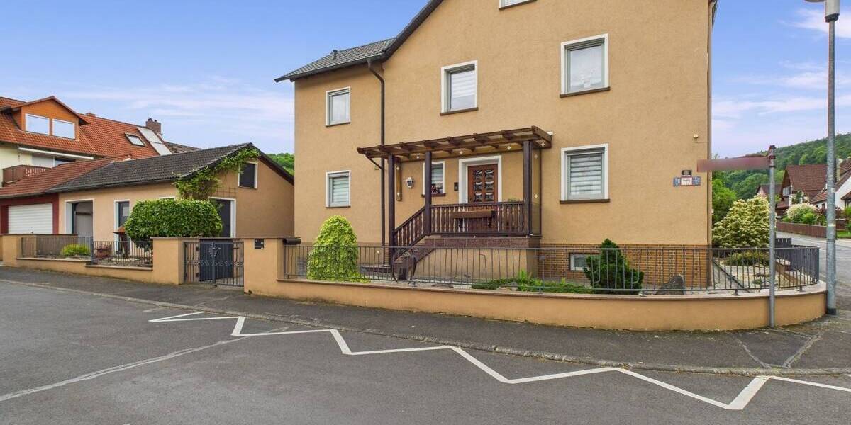 Mehrfamilienhaus, Wohnhaus Hösbach - 9 Zimmer, 215 m&sup2;, 529.000&euro; | Angebot:25698992