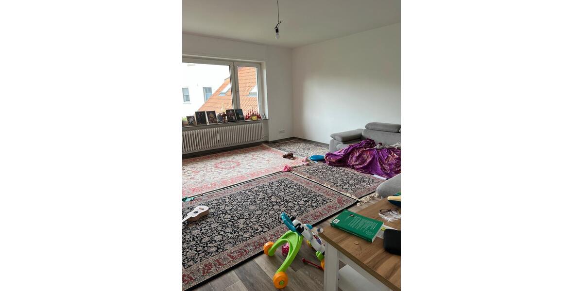 Etagenwohnung Aschaffenburg Damm - 4 Zimmer, 96 m&sup2;, 1.200&euro; | Angebot:26480069