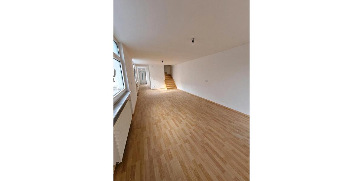 Maisonettenwohnung Geiselbach - 3 Zimmer, 80 m&sup2;, 820&euro; | Angebot:26606052