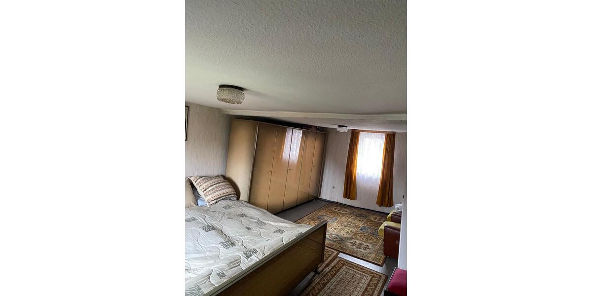 Einfamilienhaus Babenhausen - 7 Zimmer, 85 m&sup2;, 150.000&euro; | Angebot:26638343