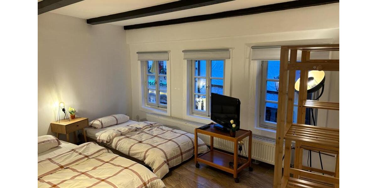 Maisonettenwohnung Frankfurt am Main Sachsenhausen - 3 Zimmer, 80 m&sup2;, 1.400&euro; | Angebot:25830854