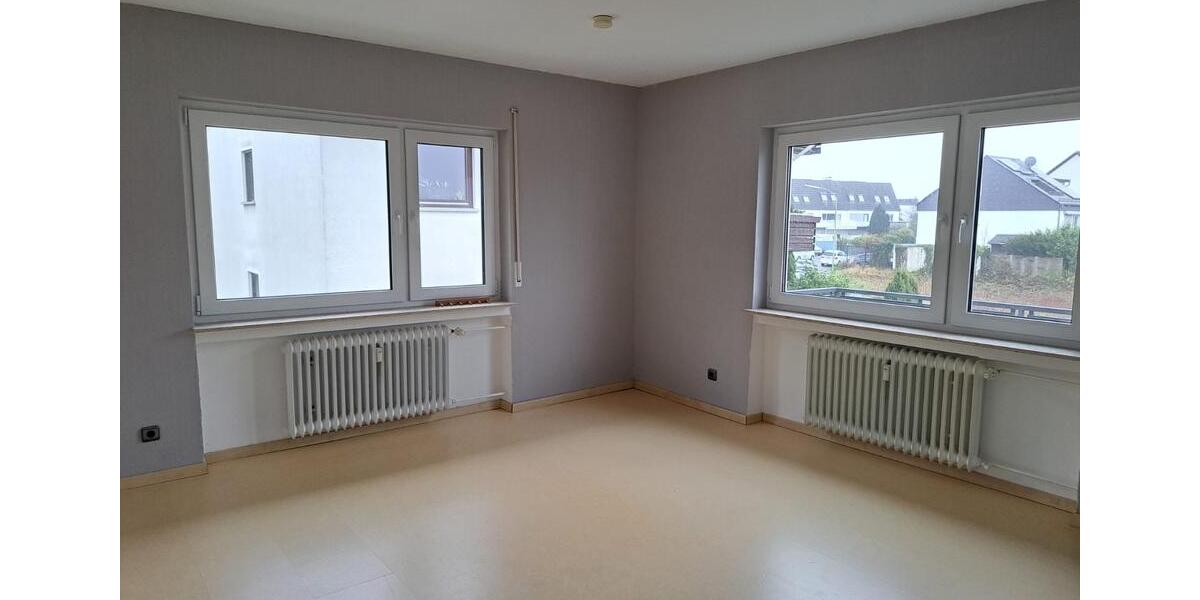 Etagenwohnung Friedrichsdorf - 3 Zimmer, 105 m&sup2;, 1.300&euro; | Angebot:25170172