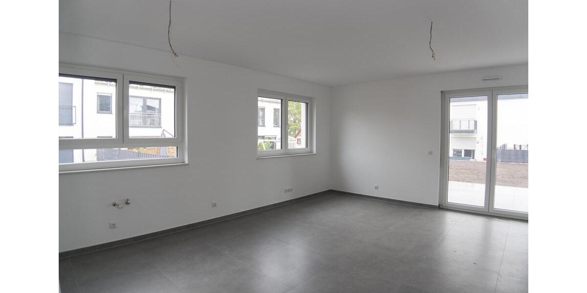 Erdgeschoßwohnung Offenbach am Main Bieber - 6 Zimmer, 188 m&sup2;, 2.800&euro; | Angebot:24534922