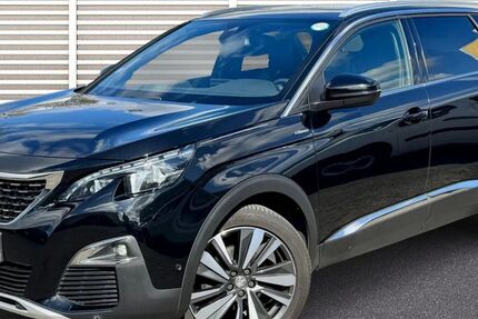 Peugeot 5008 176.563 km 14.989 &euro; Frankfurt am Main 60386