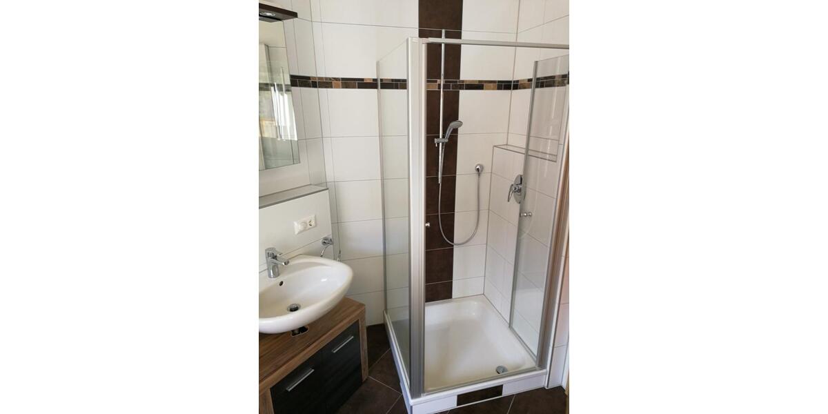 Etagenwohnung Großostheim - 4 Zimmer, 120 m&sup2;, 1.200&euro; | Angebot:24351821