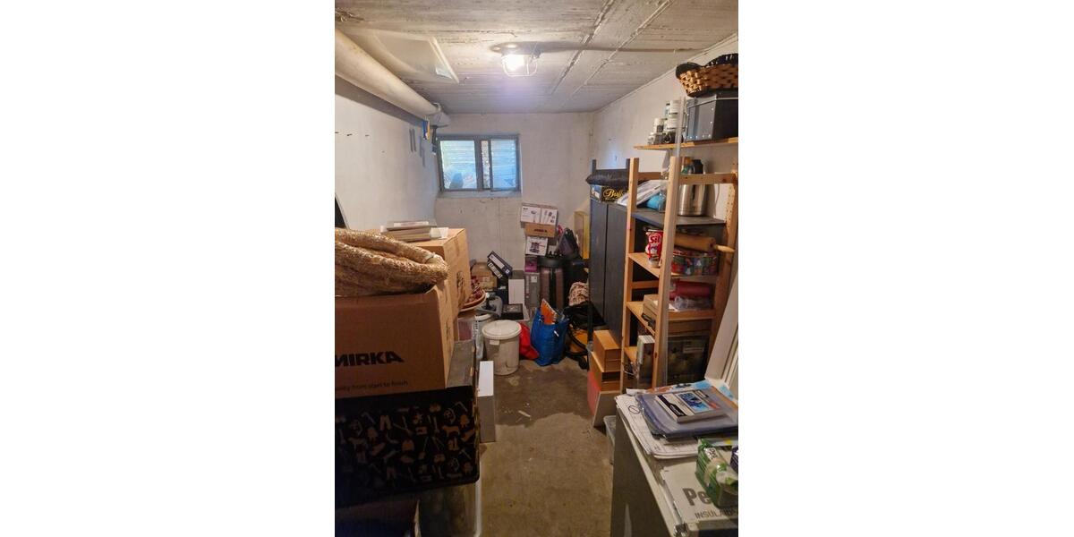 Etagenwohnung Oberursel (Taunus) - 4.5 Zimmer, 110 m&sup2;, 1.850&euro; | Angebot:27565684